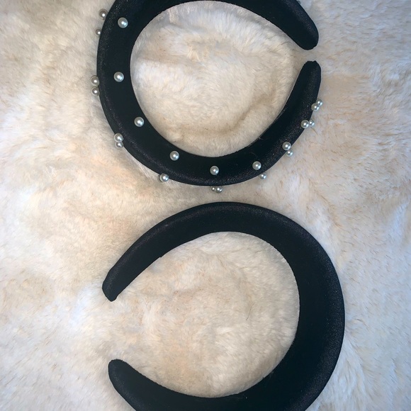 Velvet HeadBands🔴 - Picture 2 of 3